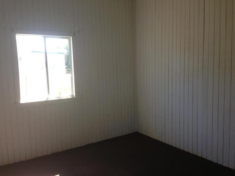 22 Gipps Street, Nanango QLD 4615