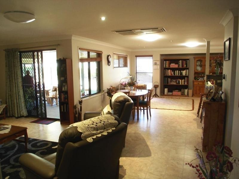 22 Bottlebrush Street, Kingaroy QLD 4610