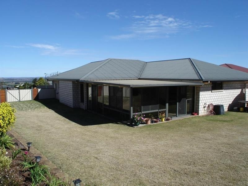 22 Bottlebrush Street, Kingaroy QLD 4610