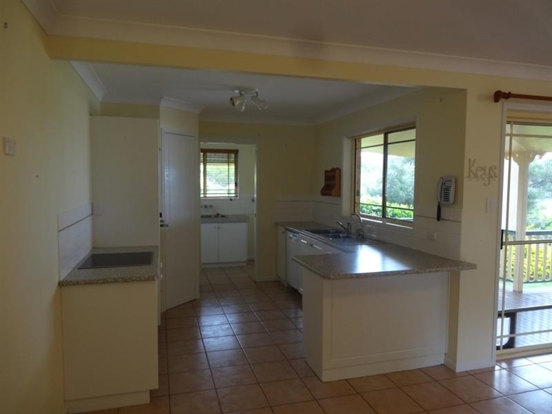 66 moore Street, Kingaroy QLD 4610