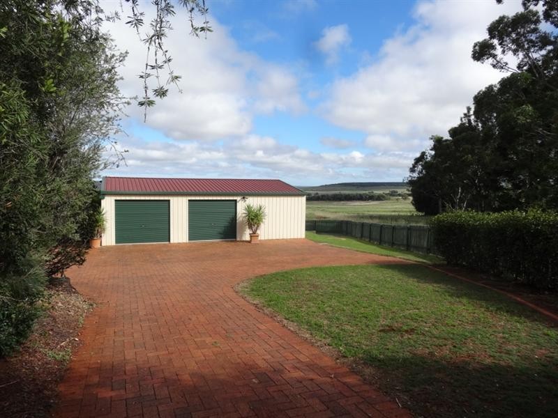 66 moore Street, Kingaroy QLD 4610