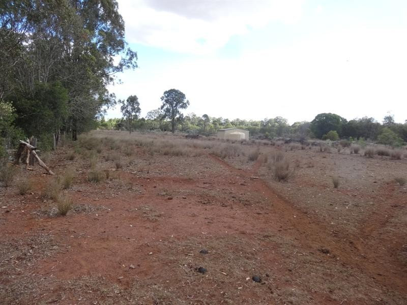 lot 220 Old Wooden hut Road, Inverlaw QLD 4610