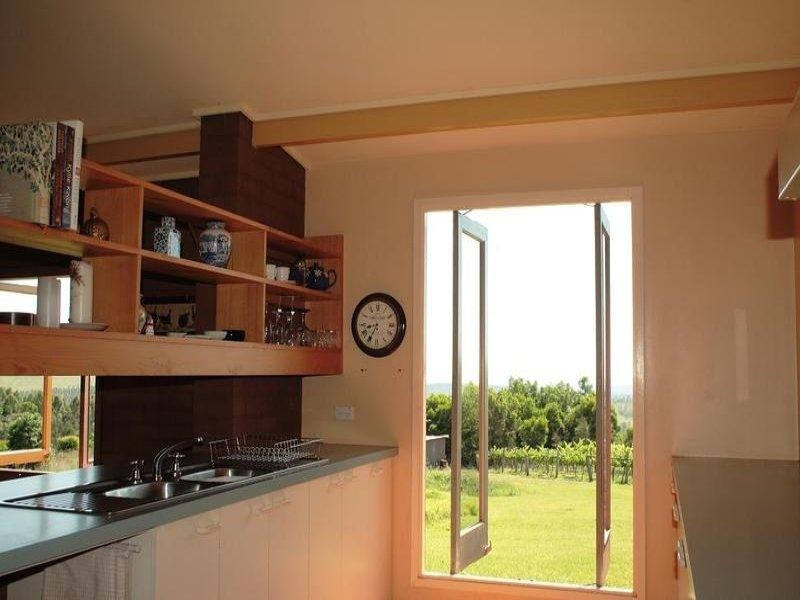 18 Millers Road, Kingaroy QLD 4610