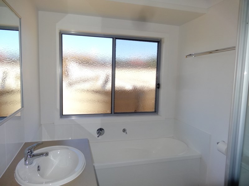 10 Cassuarina, Kingaroy QLD 4610