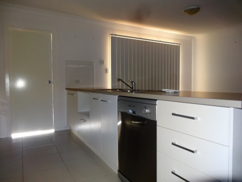 10 Cassuarina, Kingaroy QLD 4610