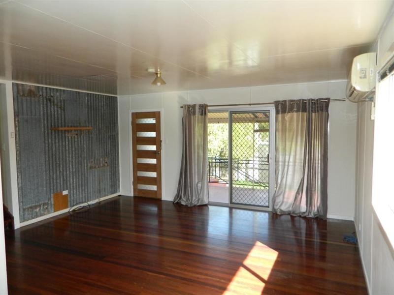 76 walter Road, Kingaroy QLD 4610