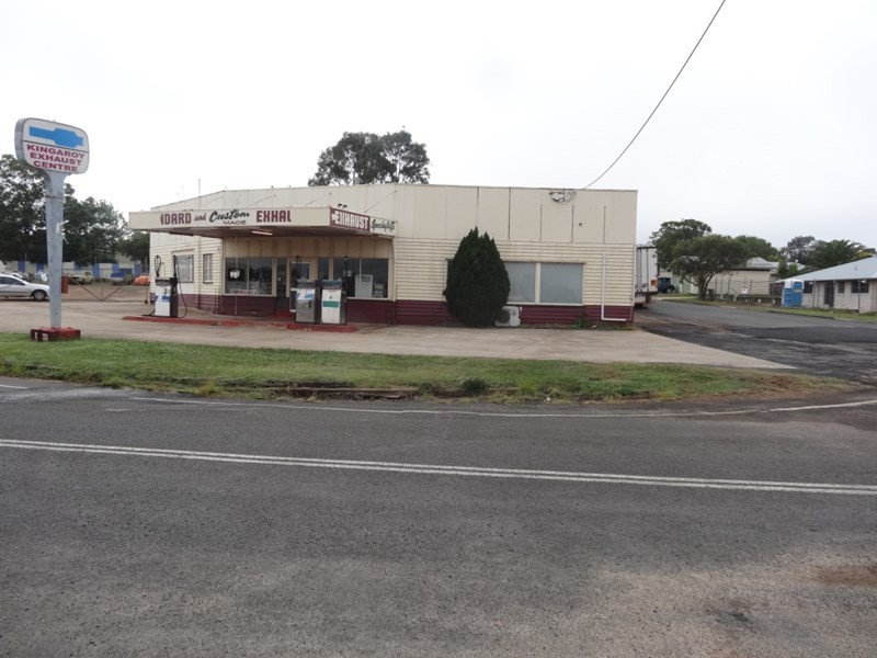 122-124 youngman, Kingaroy QLD 4610