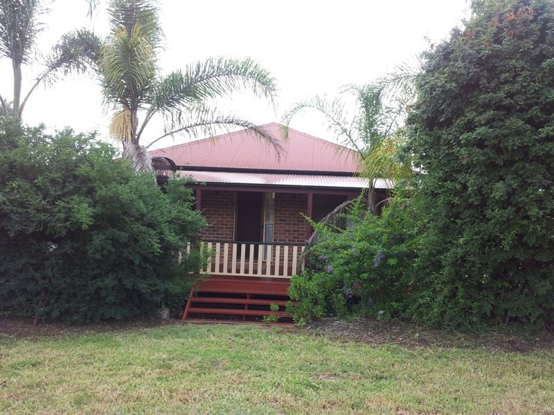 34 Murray Parade, Kingaroy QLD 4610