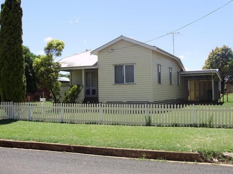 28 William Street, Kingaroy QLD 4610