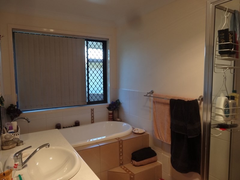 12 fairview Drive, Kingaroy QLD 4610