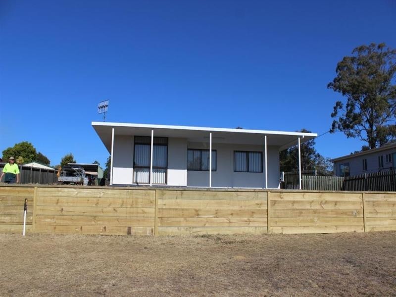 94 Pring Street, Wondai QLD 4606