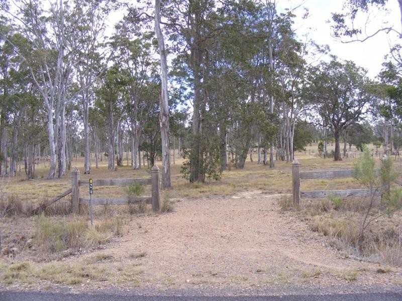 26 Tara Avenue, Nanango QLD 4615