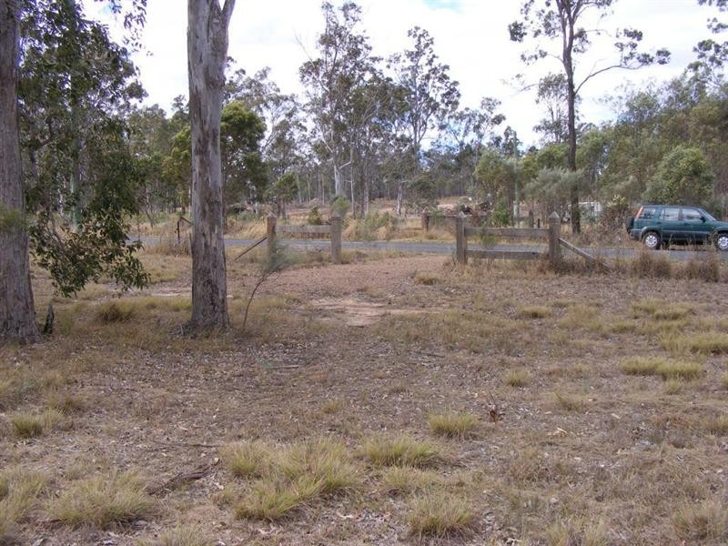 26 Tara Avenue, Nanango QLD 4615