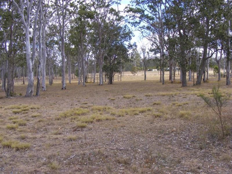 26 Tara Avenue, Nanango QLD 4615