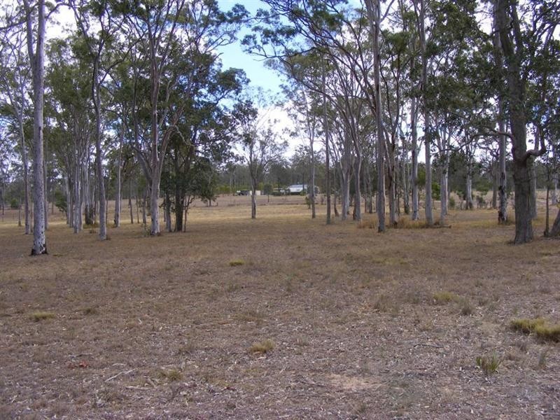 26 Tara Avenue, Nanango QLD 4615