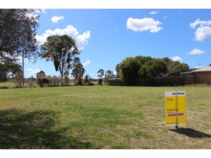 2 Banksia Drive, Kingaroy QLD 4610