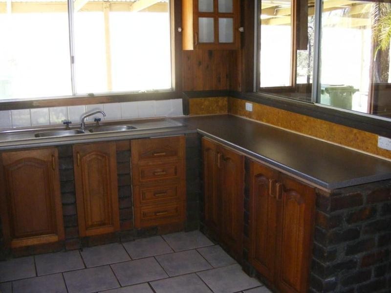 33 Bushnells Road, Nanango QLD 4615