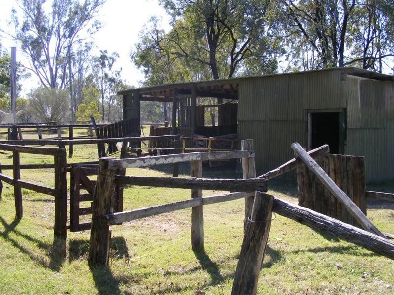 33 Bushnells Road, Nanango QLD 4615