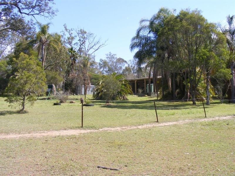 33 Bushnells Road, Nanango QLD 4615