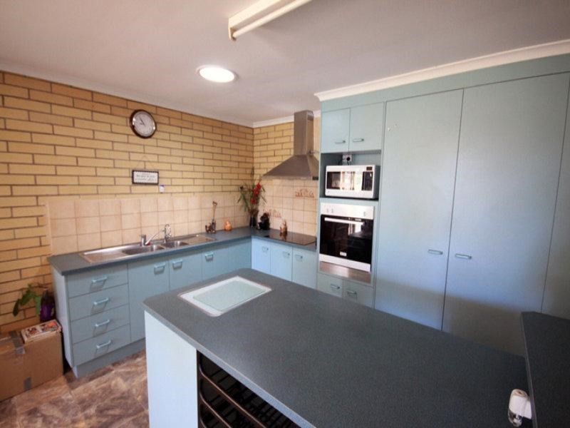 5 Keith Shaw Drive, Kingaroy QLD 4610