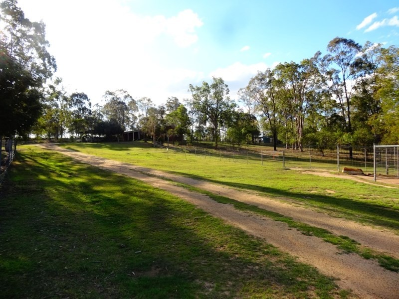 726 river Road, Kingaroy QLD 4610