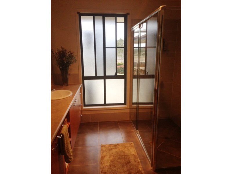 40 McEwan Road, Nanango QLD 4615