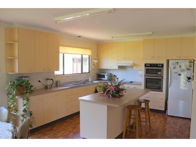 15060 D’Aguilar Highway, Kingaroy QLD 4610