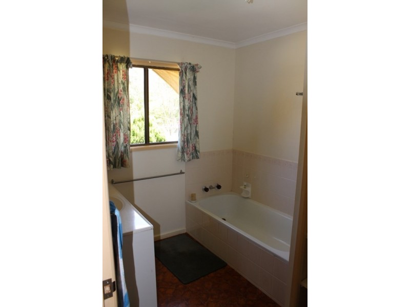 15060 D’Aguilar Highway, Kingaroy QLD 4610