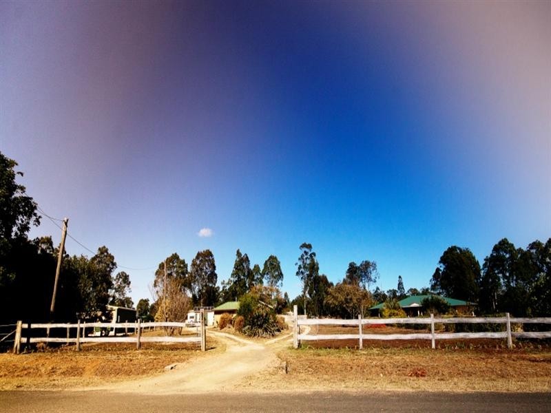 13 warren, Wondai QLD 4606