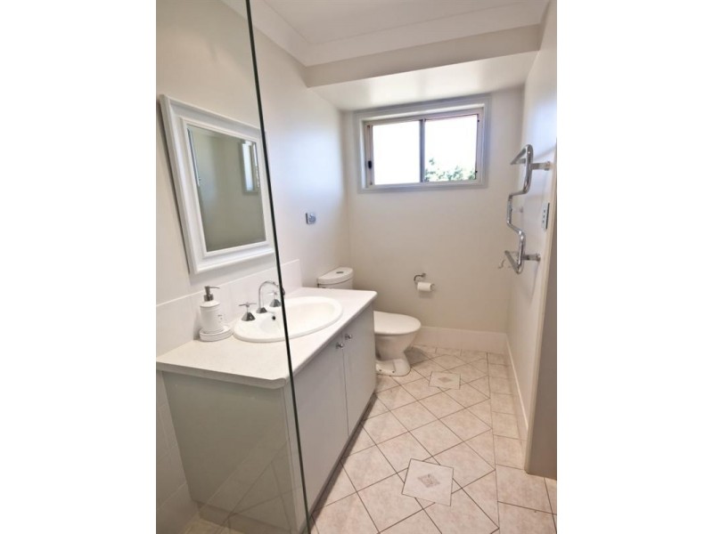 13 warren, Wondai QLD 4606