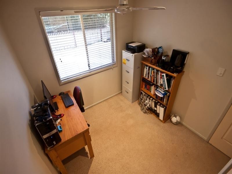 13 warren, Wondai QLD 4606