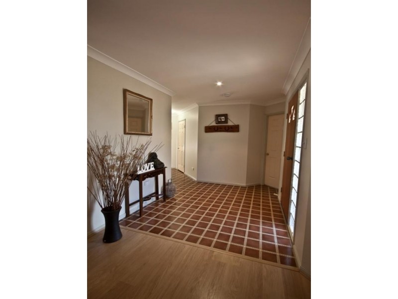 13 warren, Wondai QLD 4606