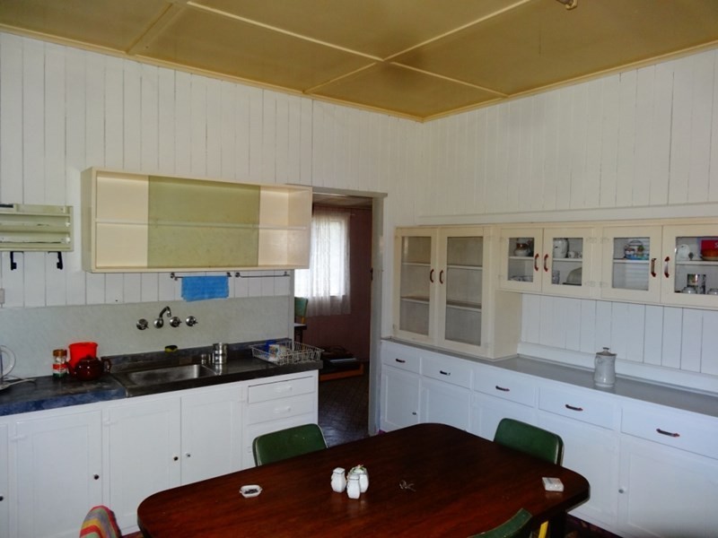 58 knight Street, Kingaroy QLD 4610