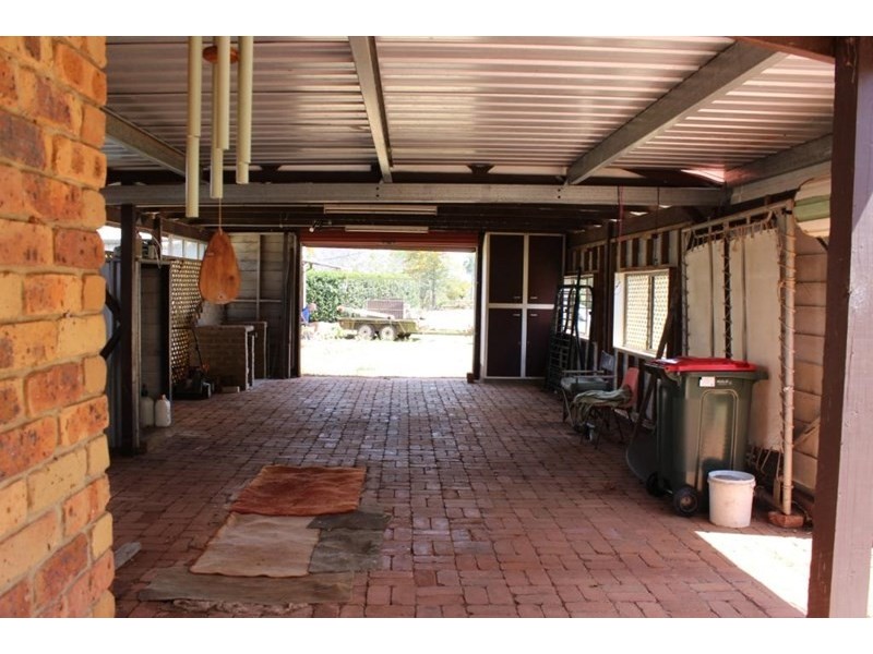 1 Hilltop Court, Kingaroy QLD 4610