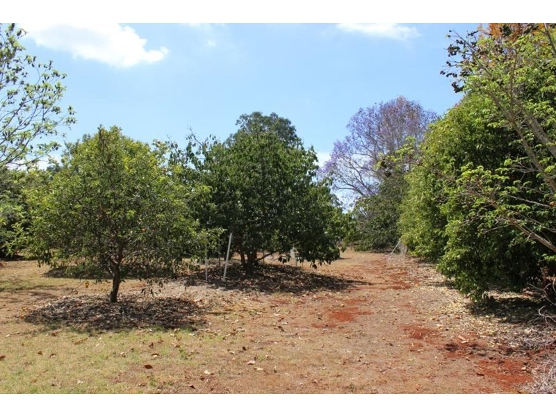 1 Hilltop Court, Kingaroy QLD 4610