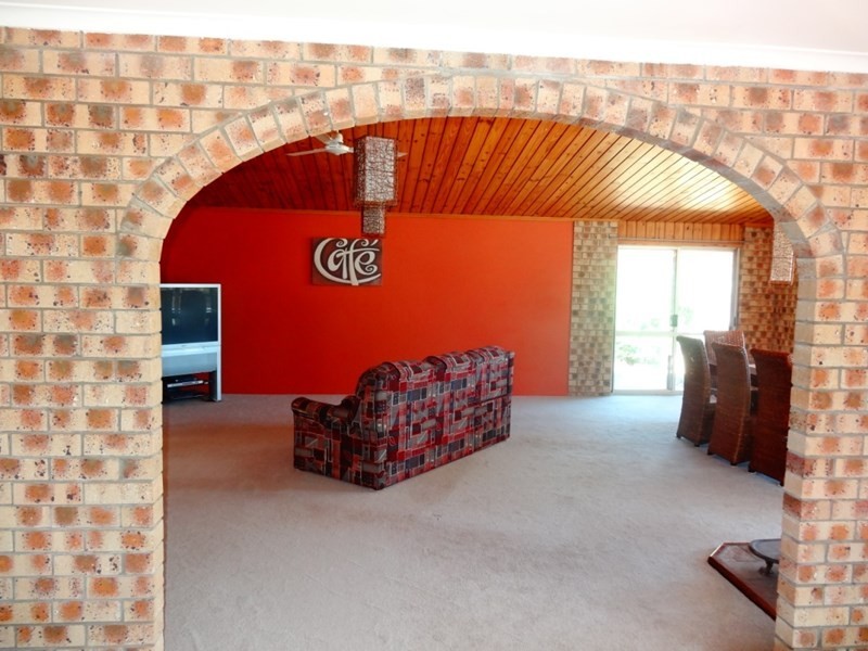 118 COUCHMANS Road, Kingaroy QLD 4610