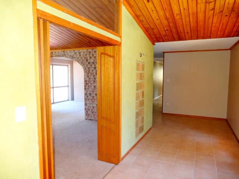 118 COUCHMANS Road, Kingaroy QLD 4610