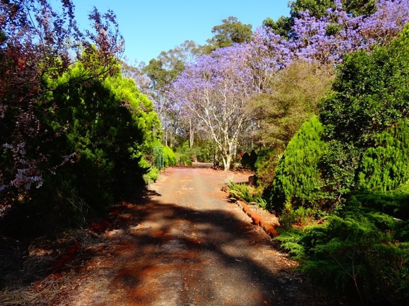 118 COUCHMANS Road, Kingaroy QLD 4610