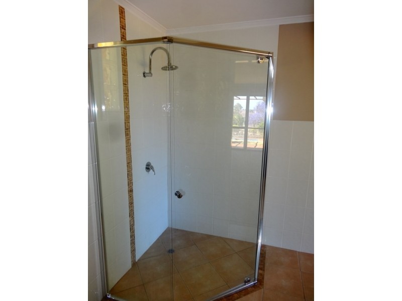 118 COUCHMANS Road, Kingaroy QLD 4610