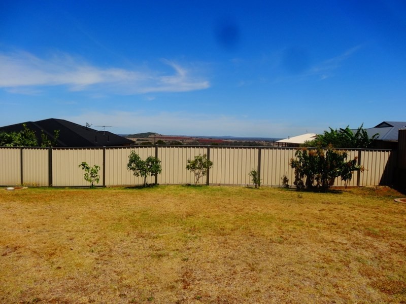 42 bottlebrush, Kingaroy QLD 4610