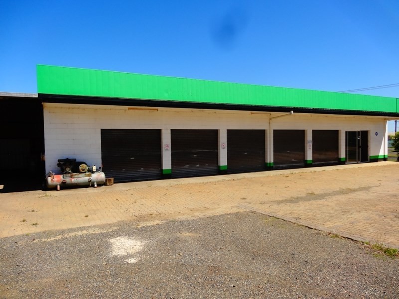 38-40 alford East, Kingaroy QLD 4610