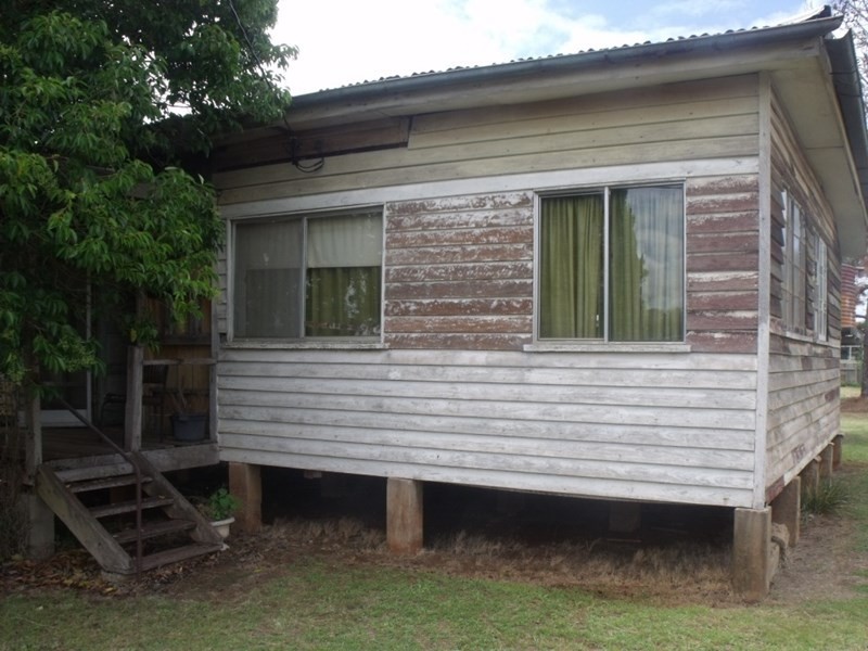 14 Booth, Kingaroy QLD 4610