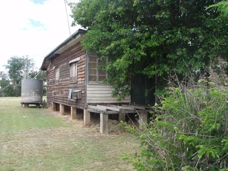 14 Booth, Kingaroy QLD 4610