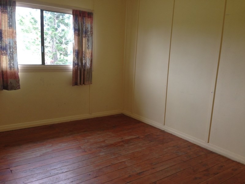 78 Burnett Street, Nanango QLD 4615