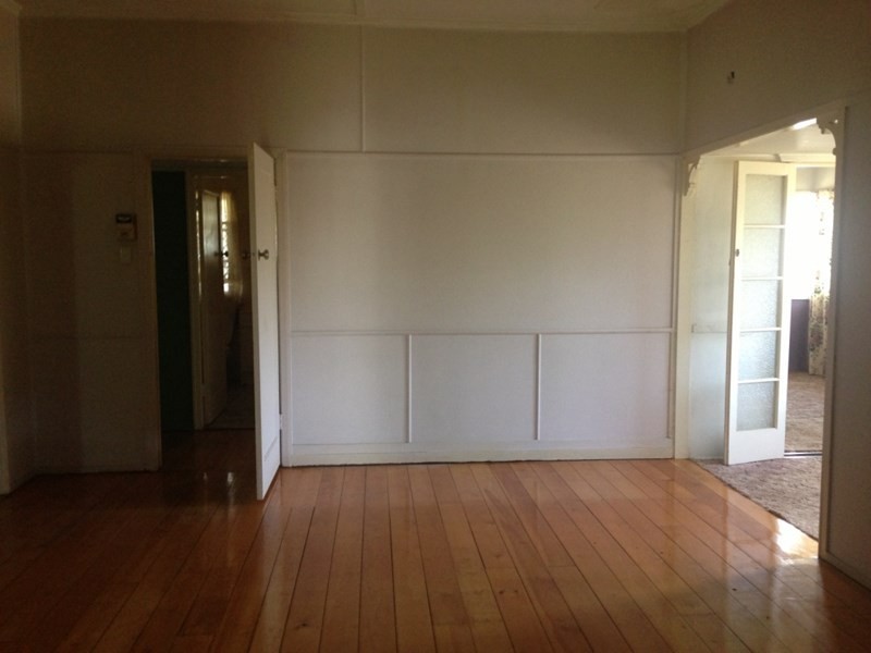 113 Drayton Street, Nanango QLD 4615