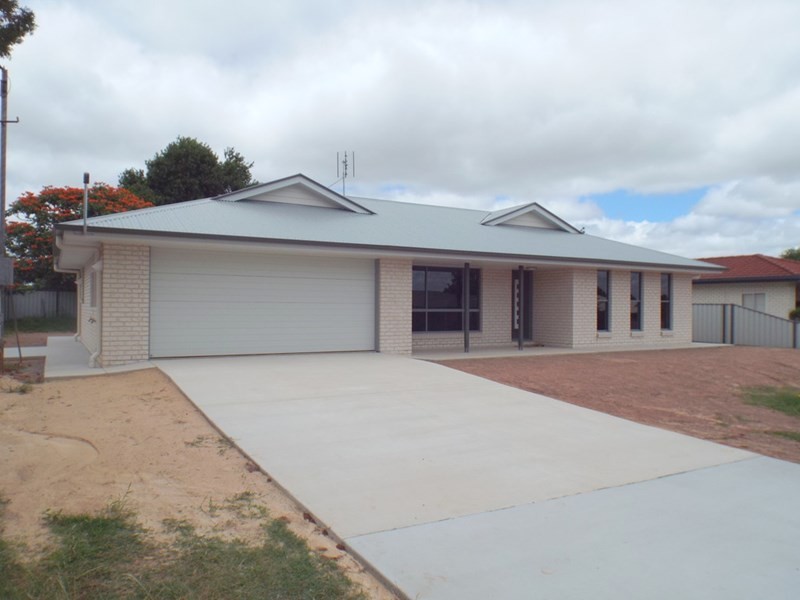 19 Reservior Street, Kingaroy QLD 4610