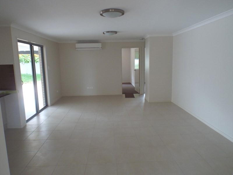 19 Reservior Street, Kingaroy QLD 4610