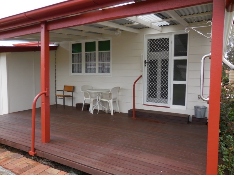 36 hodge, Kingaroy QLD 4610