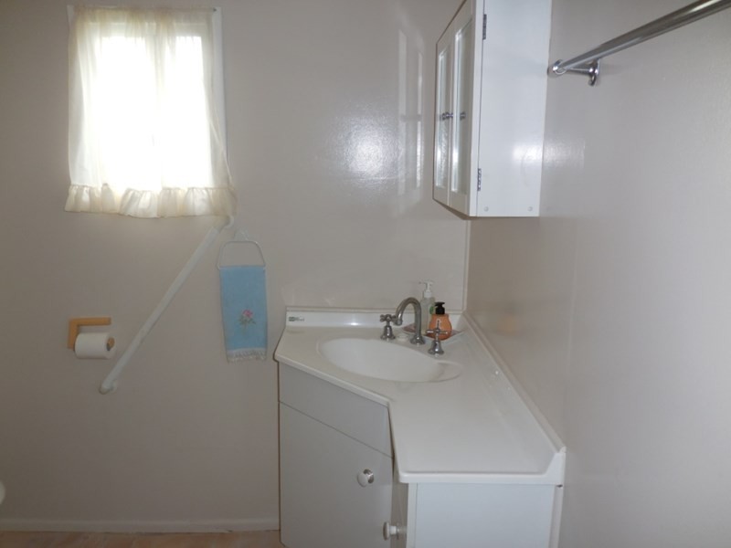 36 hodge, Kingaroy QLD 4610