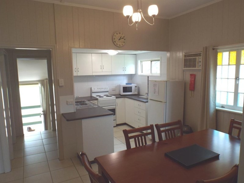 25 Hodge Street, Kingaroy QLD 4610